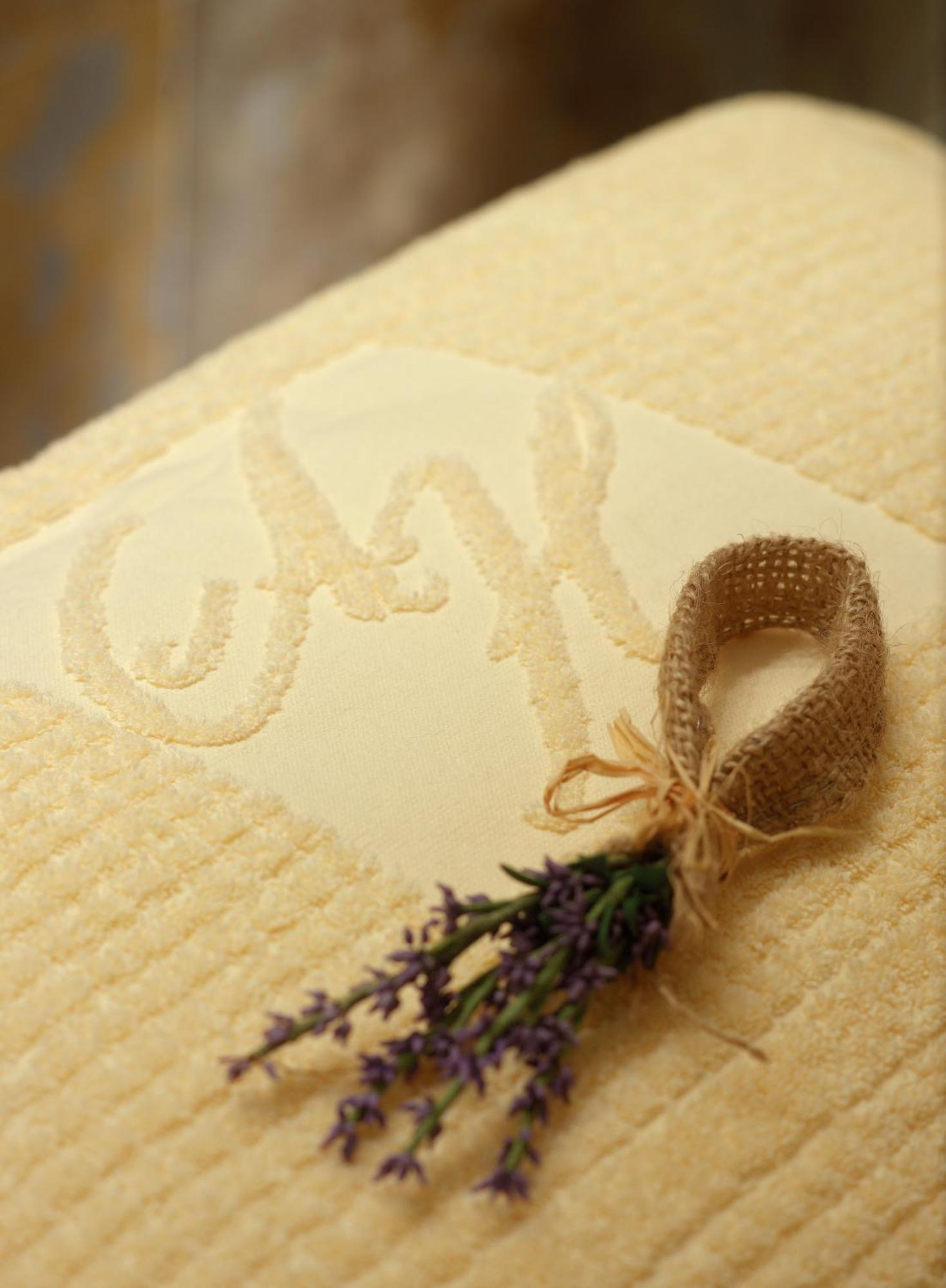 קיל איירן Aghadoe Heights Hotel & Spa מראה חיצוני תמונה A bath sponge