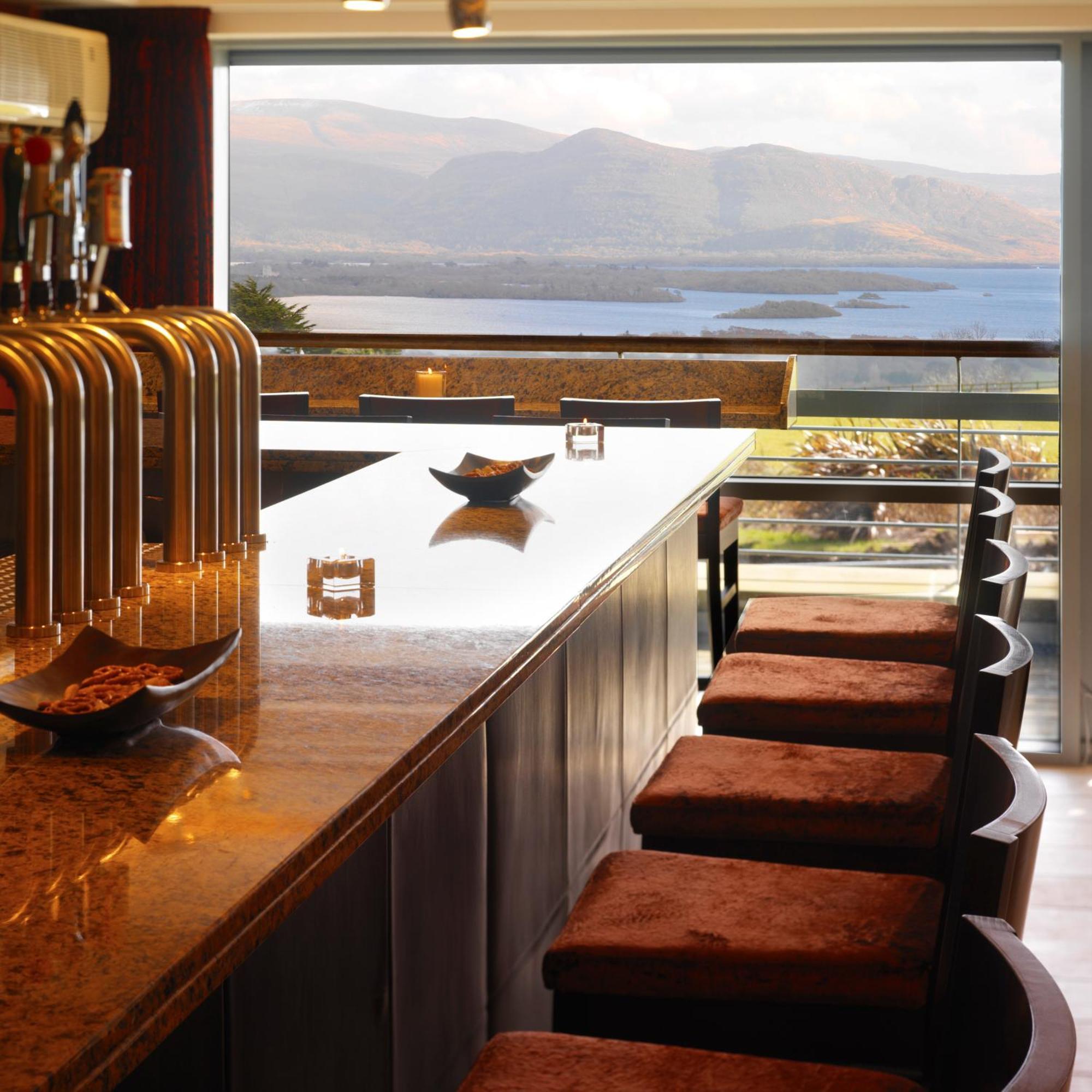 קיל איירן Aghadoe Heights Hotel & Spa מראה חיצוני תמונה The bar at the 1912